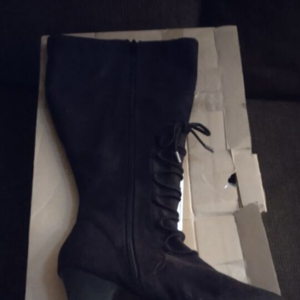 Woman's Comfort View Boots NWOT - Picture 4 of 5